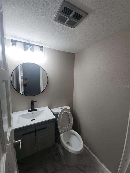 For Sale: $235,000 (2 beds, 2 baths, 1335 Square Feet)