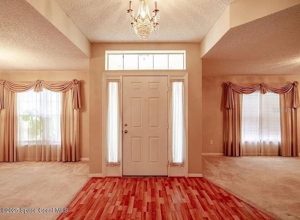 For Rent: $2,650 (4 beds, 3 baths, 2455 Square Feet)