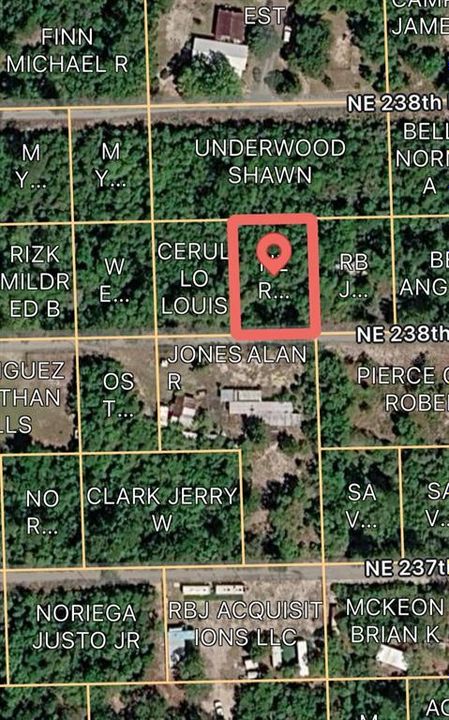 En Venta: $11,900 (0.21 acres)