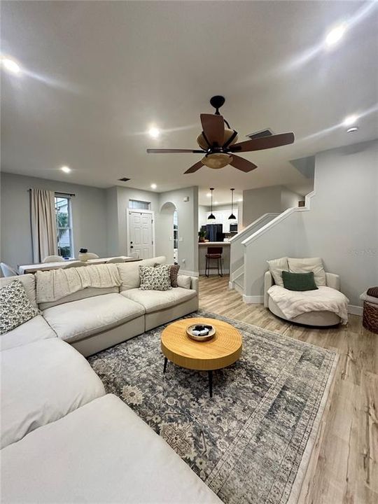 For Rent: $2,200 (3 beds, 2 baths, 1513 Square Feet)