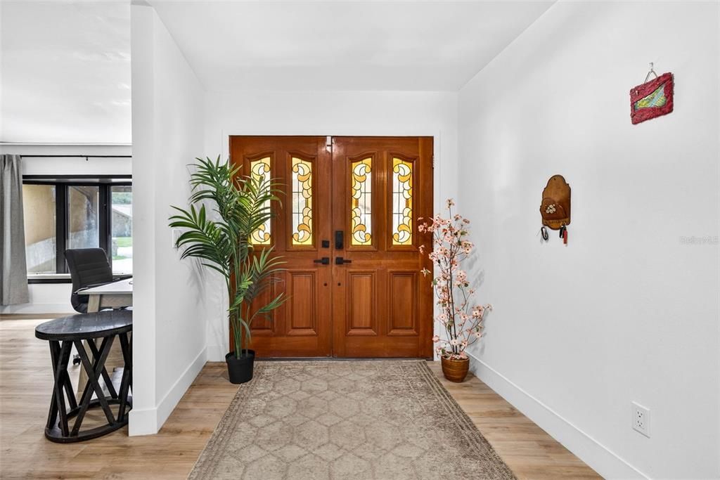 For Sale: $700,000 (3 beds, 3 baths, 3371 Square Feet)