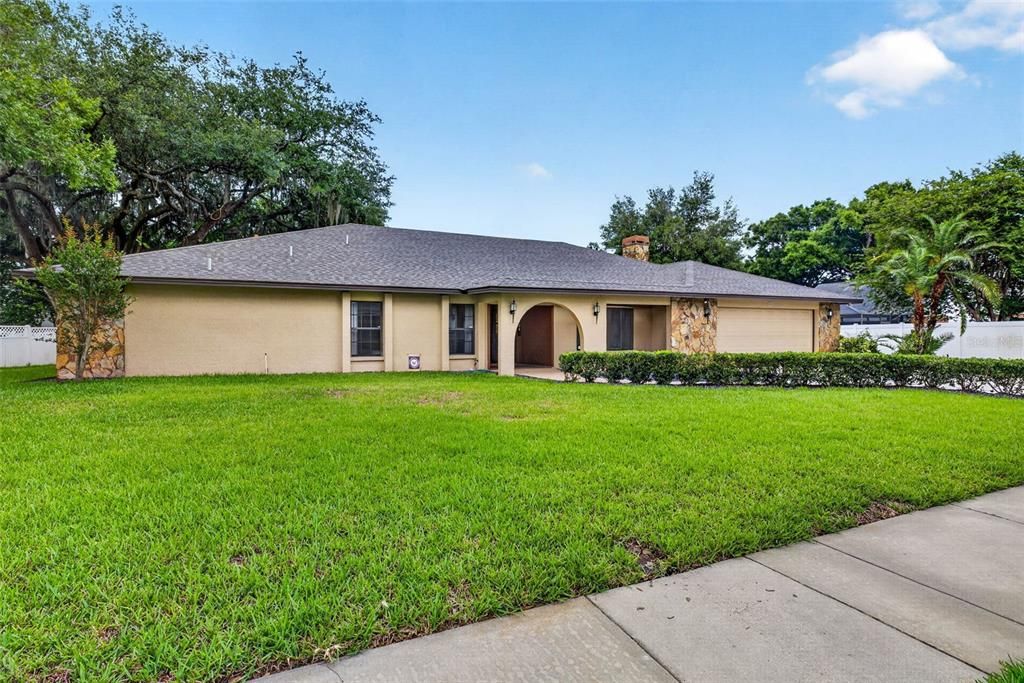 For Sale: $700,000 (3 beds, 3 baths, 3371 Square Feet)