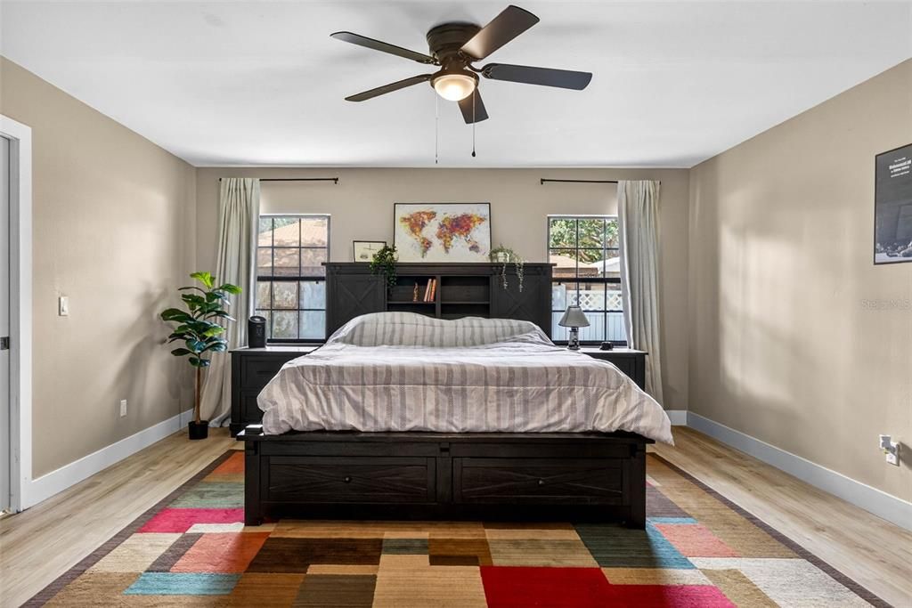 For Sale: $700,000 (3 beds, 3 baths, 3371 Square Feet)