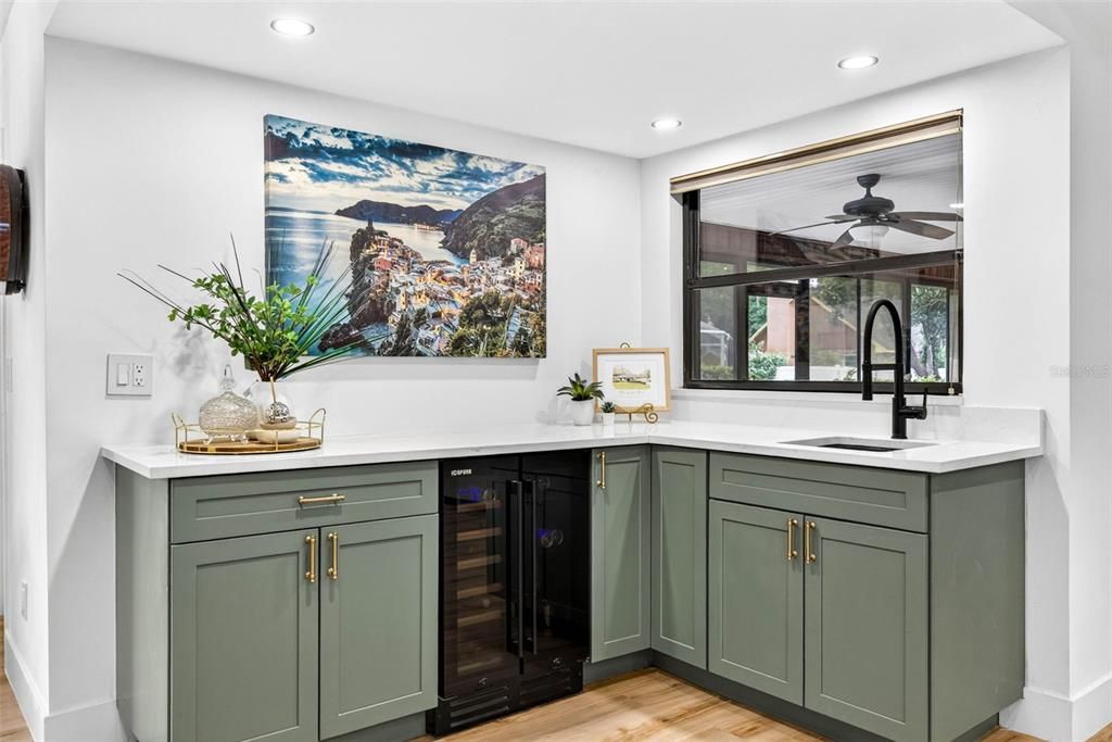 For Sale: $700,000 (3 beds, 3 baths, 3371 Square Feet)