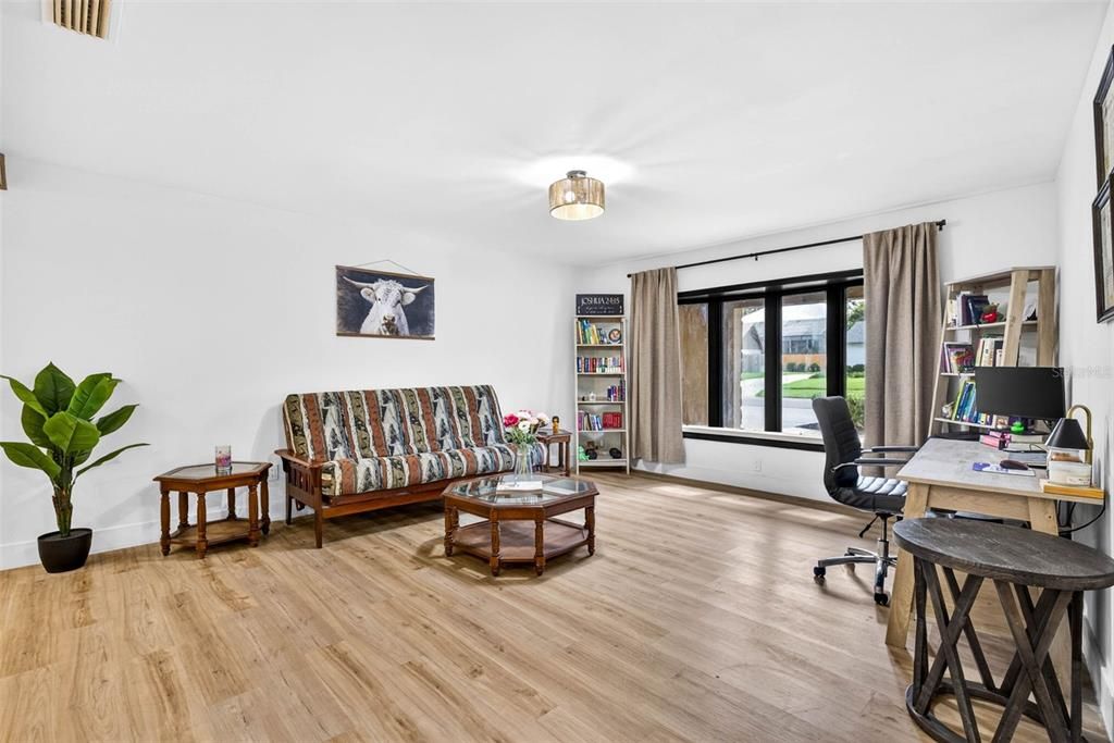For Sale: $700,000 (3 beds, 3 baths, 3371 Square Feet)