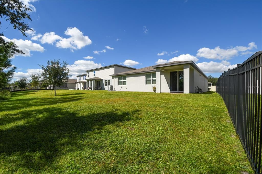 На продажу: $439,000 (4 спален, 3 ванн, 1978 Квадратных фут)