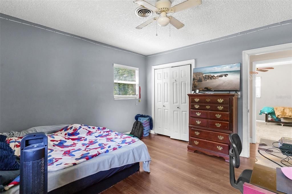 For Sale: $375,000 (4 beds, 3 baths, 2190 Square Feet)
