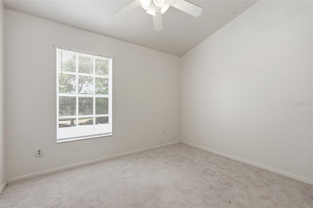 For Sale: $175,000 (2 beds, 2 baths, 1081 Square Feet)