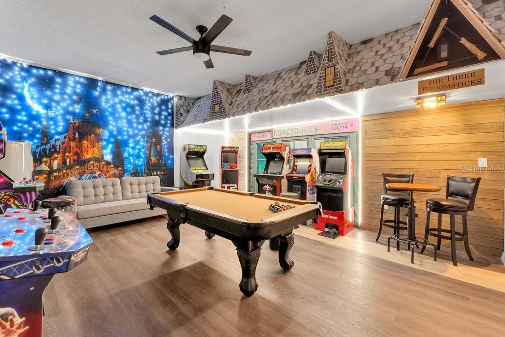 Active With Contract: $649,000 (7 beds, 4 baths, 2881 Square Feet)