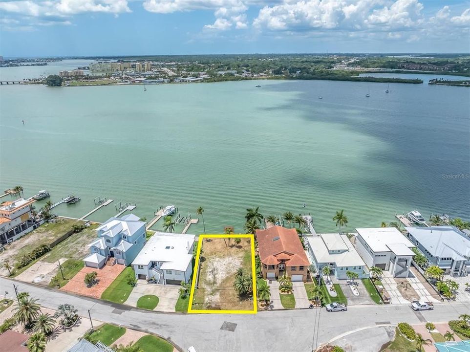 Active With Contract: $1,100,000 (0.16 acres)