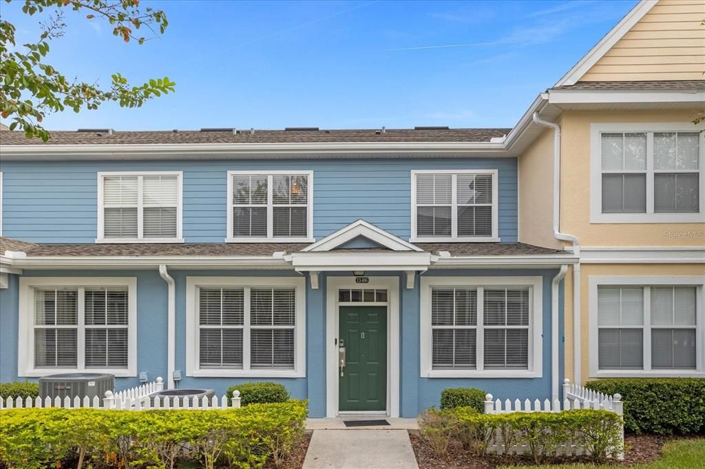 Active With Contract: $200,000 (3 beds, 2 baths, 1296 Square Feet)