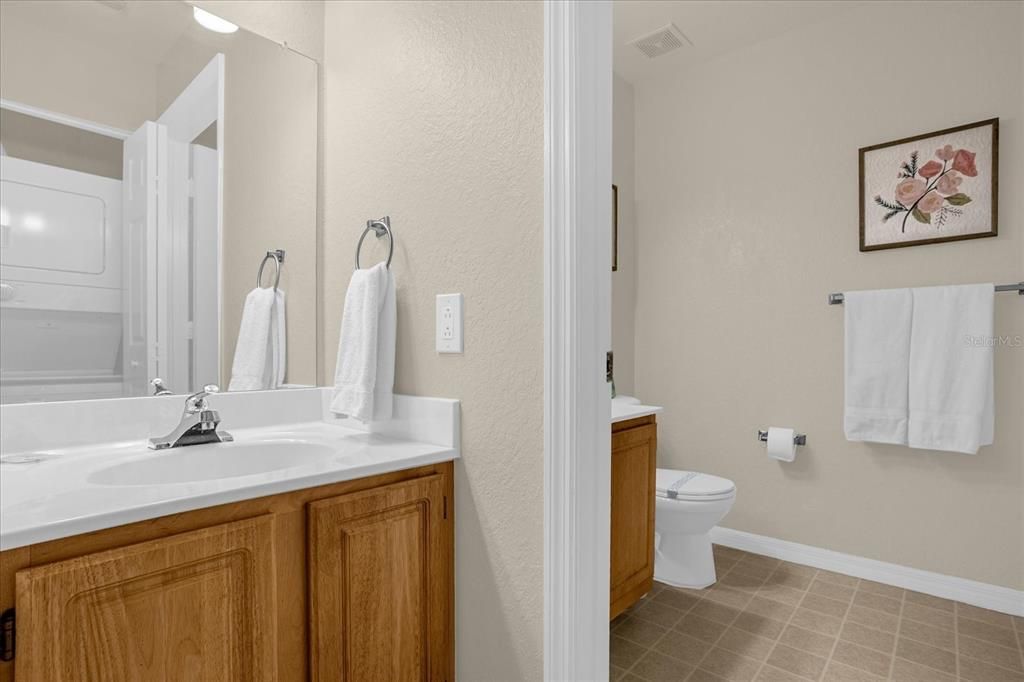 Active With Contract: $200,000 (3 beds, 2 baths, 1296 Square Feet)