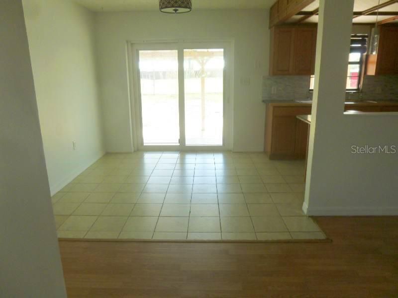 For Sale: $175,000 (3 beds, 1 baths, 1016 Square Feet)