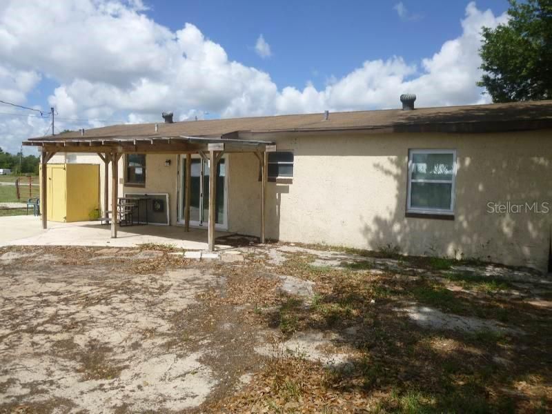 For Sale: $175,000 (3 beds, 1 baths, 1016 Square Feet)