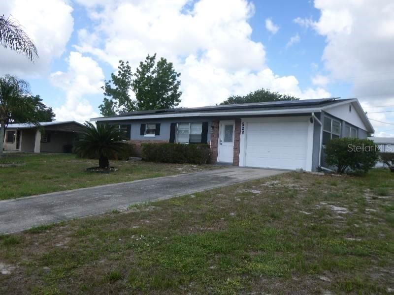 For Sale: $195,000 (2 beds, 2 baths, 1120 Square Feet)