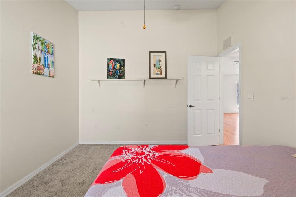 En Venta: $249,900 (2 camas, 2 baños, 1404 Pies cuadrados)