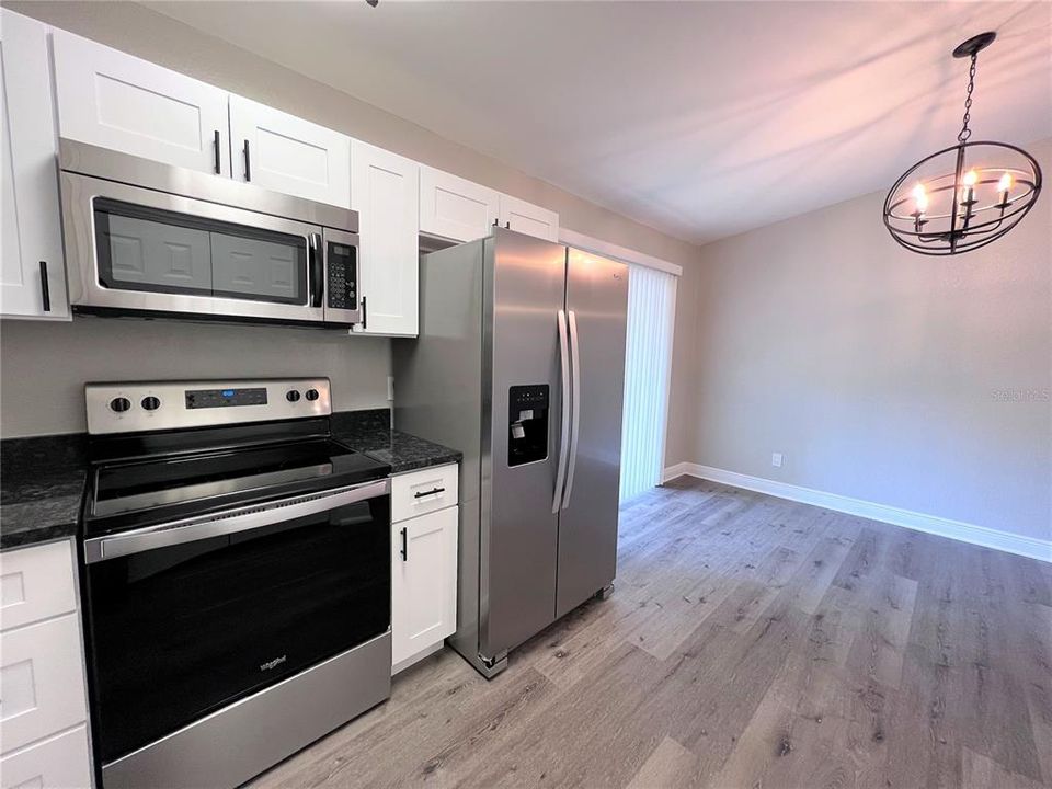 For Rent: $2,000 (3 beds, 2 baths, 1080 Square Feet)