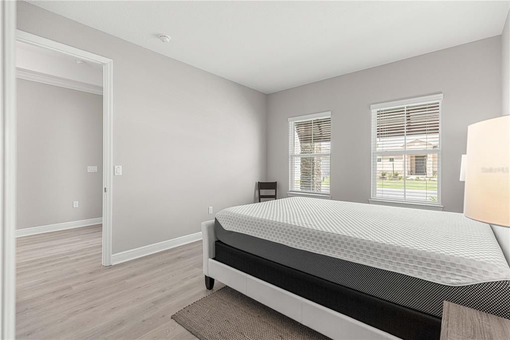 For Sale: $595,900 (3 beds, 3 baths, 2472 Square Feet)