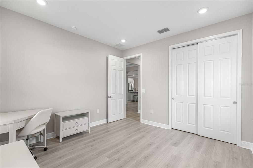 For Sale: $595,900 (3 beds, 3 baths, 2472 Square Feet)