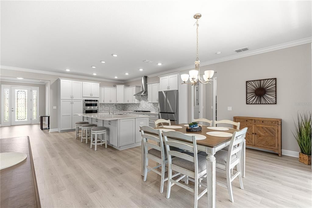 For Sale: $595,900 (3 beds, 3 baths, 2472 Square Feet)