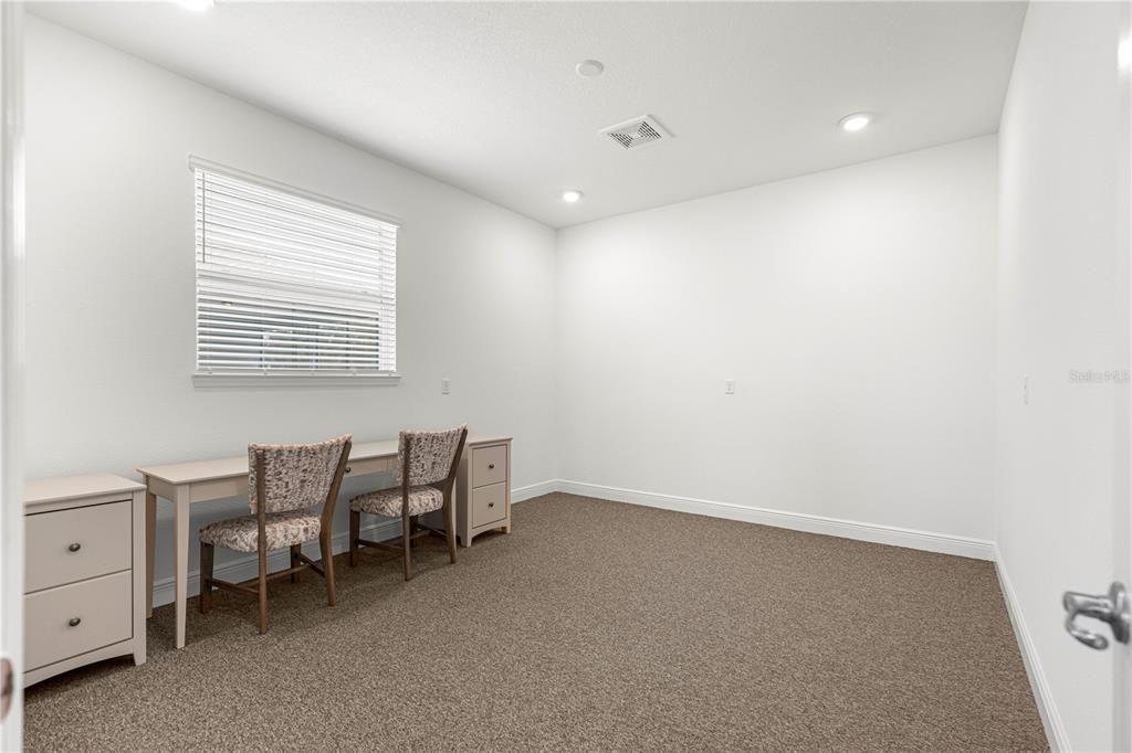 For Sale: $595,900 (3 beds, 3 baths, 2472 Square Feet)