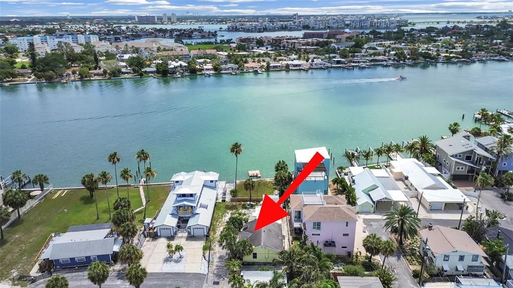For Sale: $950,000 (0.16 acres)