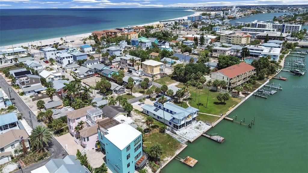 For Sale: $950,000 (0.16 acres)