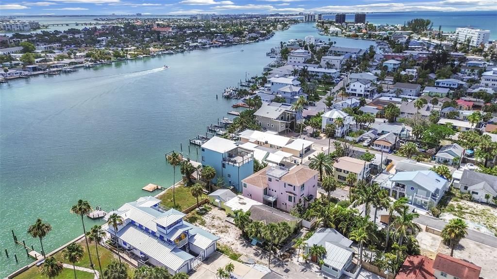 For Sale: $950,000 (0.16 acres)