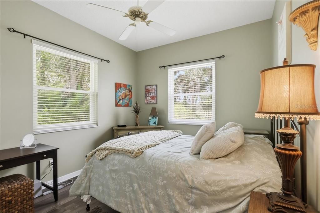 For Sale: $649,900 (3 beds, 2 baths, 2433 Square Feet)