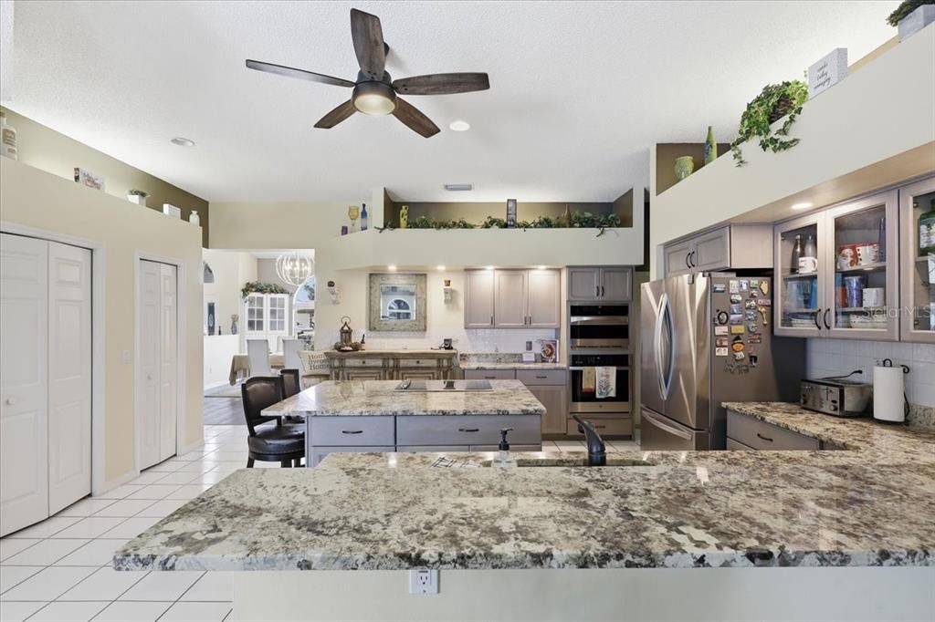 For Sale: $649,900 (3 beds, 2 baths, 2433 Square Feet)