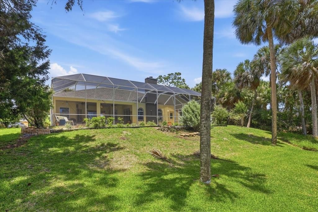 For Sale: $649,900 (3 beds, 2 baths, 2433 Square Feet)