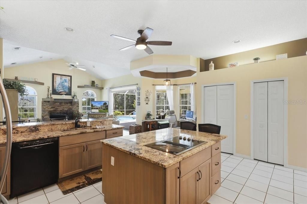 For Sale: $649,900 (3 beds, 2 baths, 2433 Square Feet)