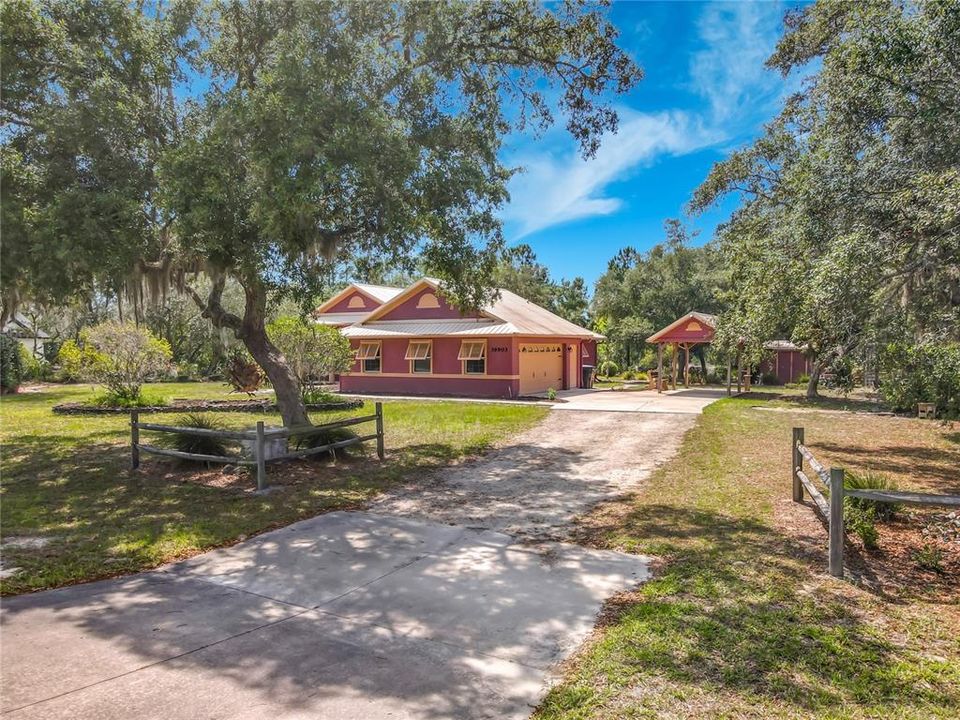 На продажу: $449,900 (3 спален, 2 ванн, 1809 Квадратных фут)