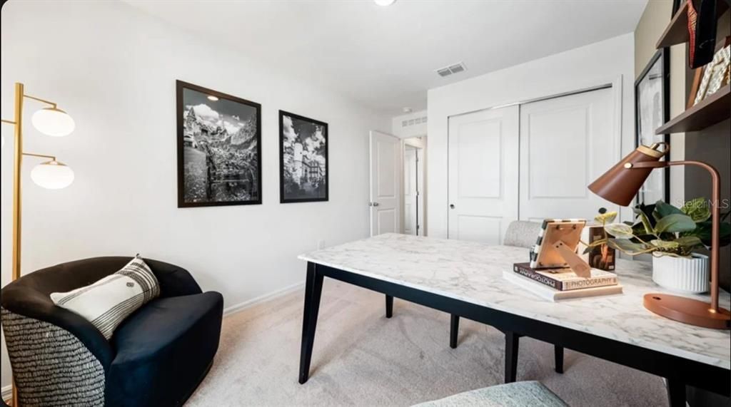 En Venta: $358,680 (3 camas, 2 baños, 1404 Pies cuadrados)
