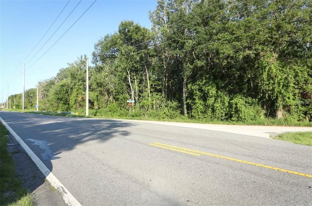 待售: $442,425 (23.02 acres)