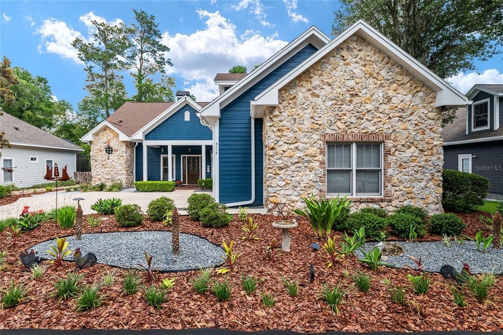 For Sale: $675,000 (4 beds, 3 baths, 2843 Square Feet)