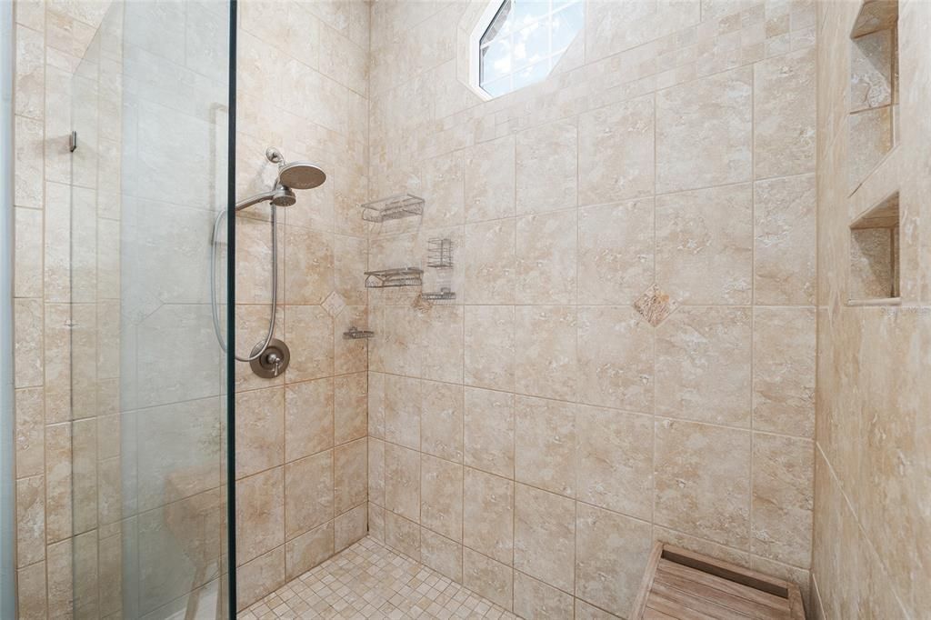 For Sale: $675,000 (4 beds, 3 baths, 2843 Square Feet)