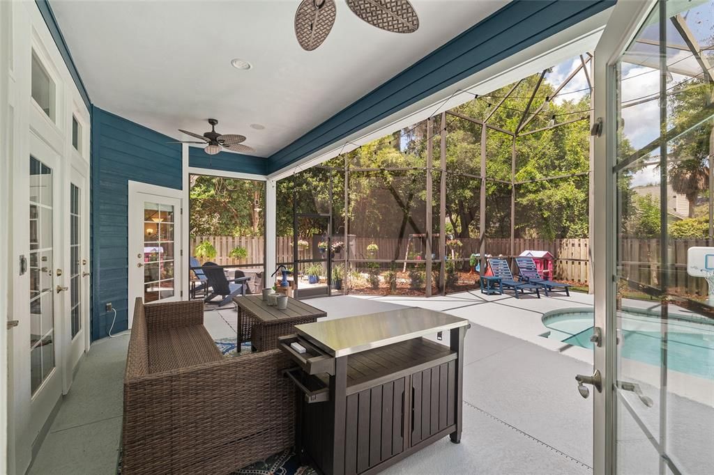 For Sale: $675,000 (4 beds, 3 baths, 2843 Square Feet)