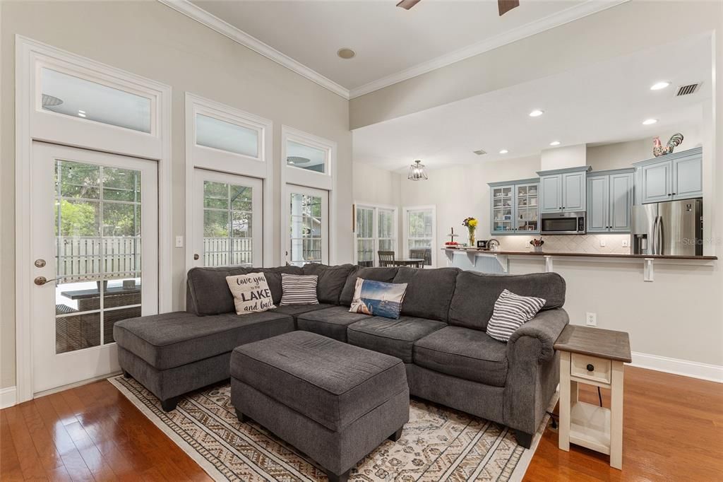 For Sale: $675,000 (4 beds, 3 baths, 2843 Square Feet)