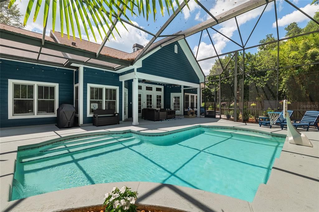 For Sale: $675,000 (4 beds, 3 baths, 2843 Square Feet)