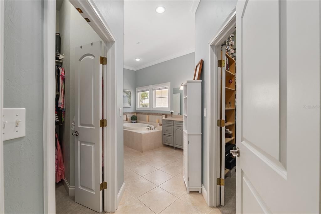For Sale: $675,000 (4 beds, 3 baths, 2843 Square Feet)