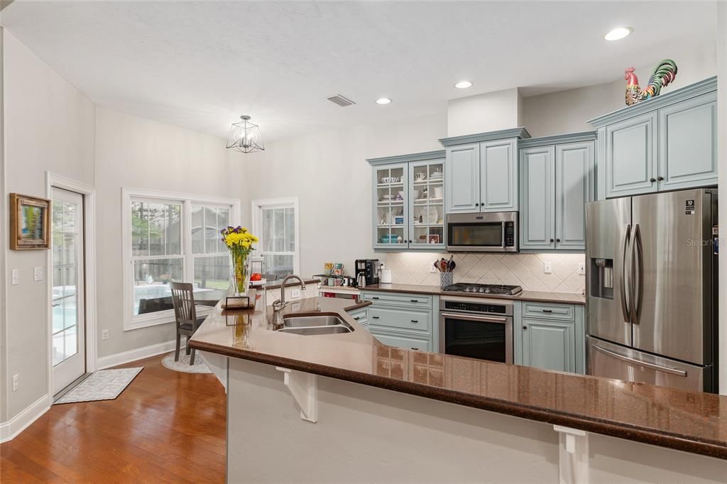 For Sale: $675,000 (4 beds, 3 baths, 2843 Square Feet)