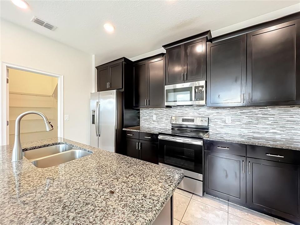 For Sale: $484,900 (3 beds, 2 baths, 1851 Square Feet)