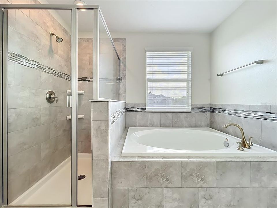 For Sale: $484,900 (3 beds, 2 baths, 1851 Square Feet)