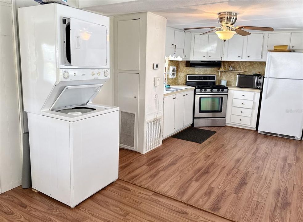 En Venta: $110,000 (2 camas, 2 baños, 906 Pies cuadrados)