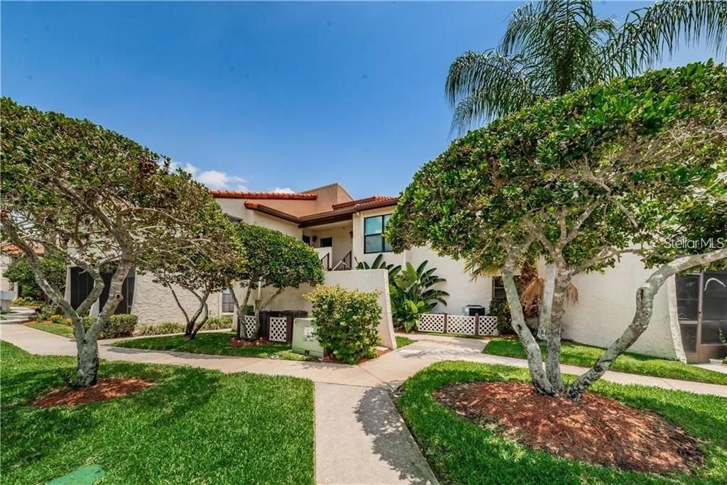 For Sale: $194,940 (1 beds, 1 baths, 675 Square Feet)