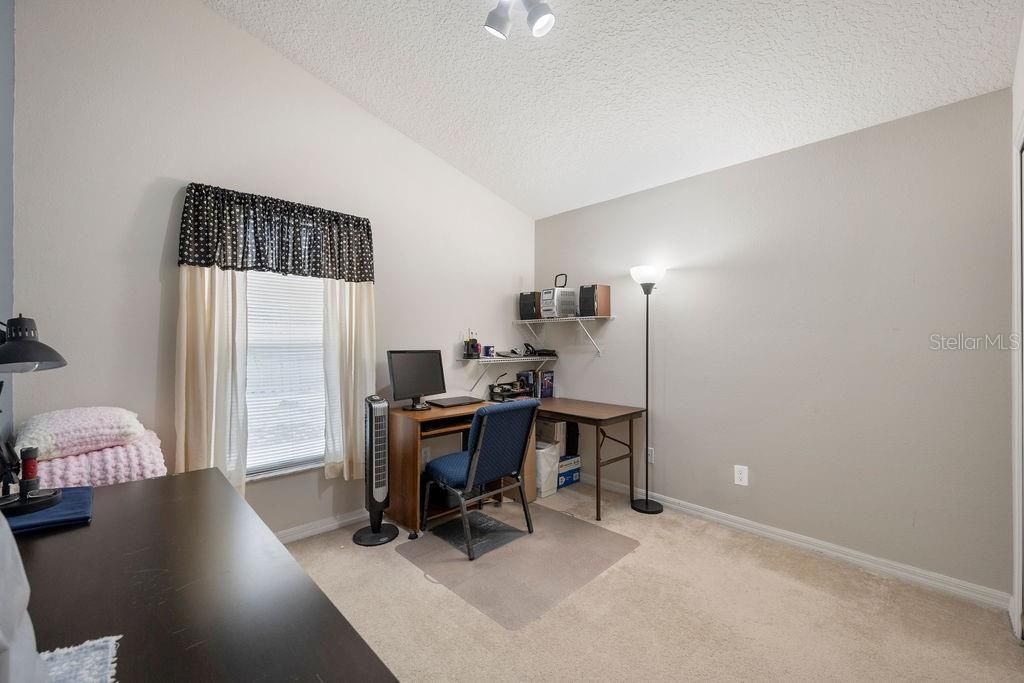 Activo con contrato: $349,900 (3 camas, 2 baños, 1675 Pies cuadrados)