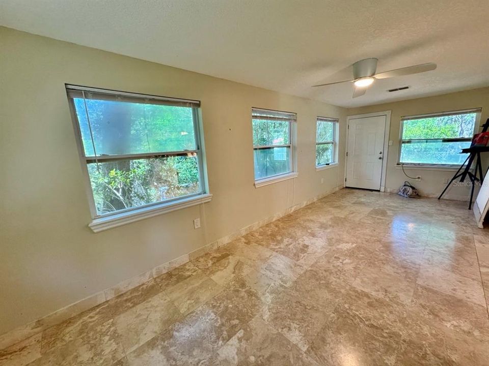 For Sale: $298,000 (3 beds, 2 baths, 1440 Square Feet)