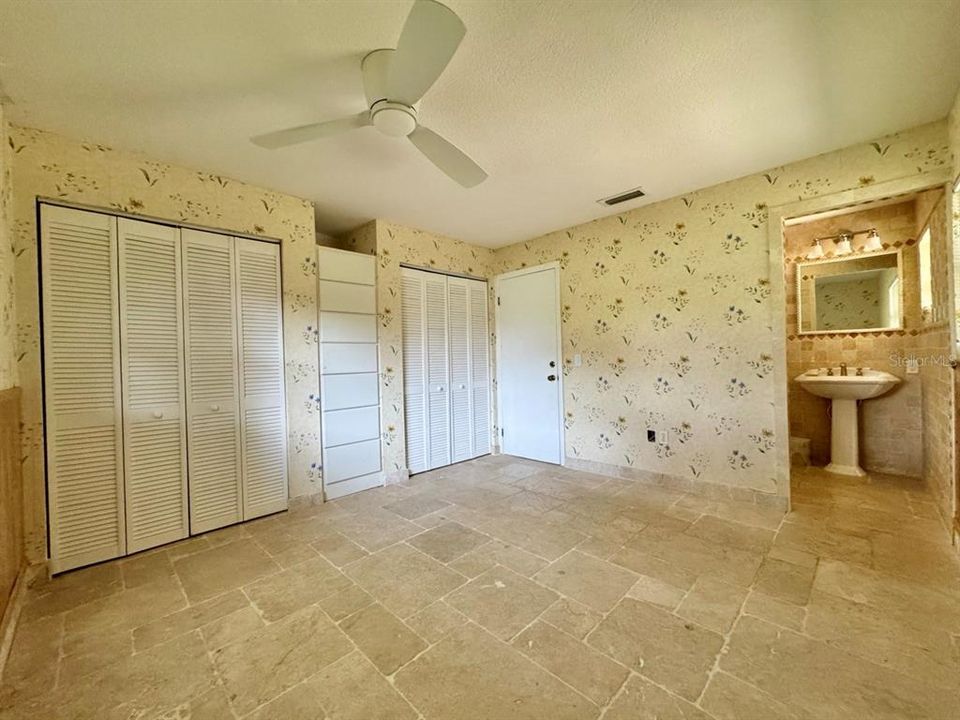 For Sale: $298,000 (3 beds, 2 baths, 1440 Square Feet)