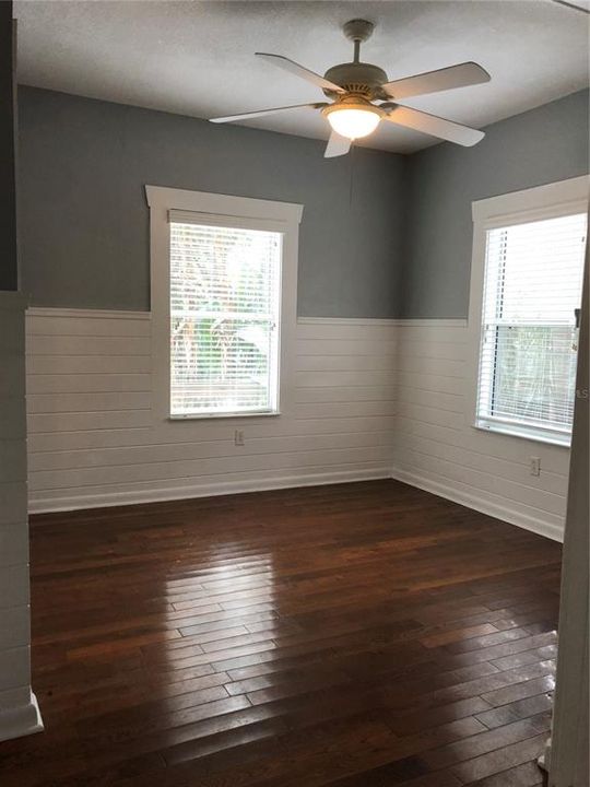 Active With Contract: $2,100 (2 beds, 2 baths, 1200 Square Feet)